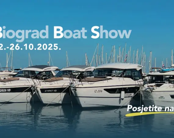 Besucher und ausgestellte Yachten auf der Biograd Boat Show 2025 in der Marina Kornati Biograd