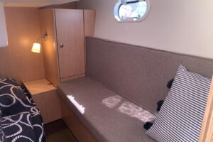 Bavaria 29s sport boat charter